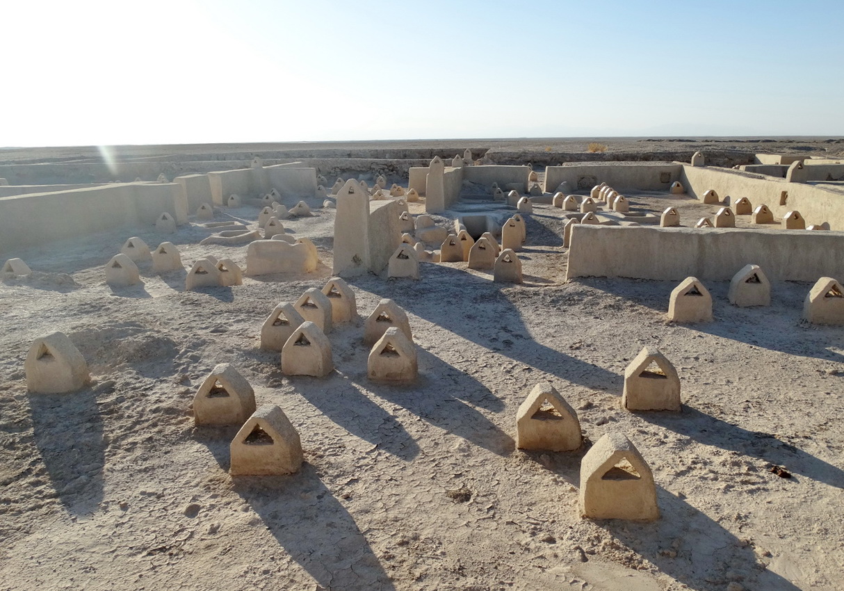 گورستان شهر سوخته